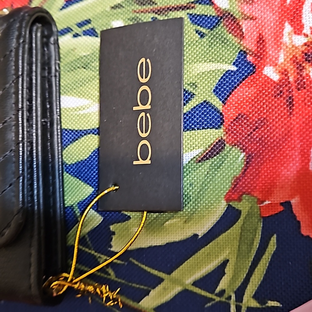 NWT bebe Black Wallet - Picture 6 of 7